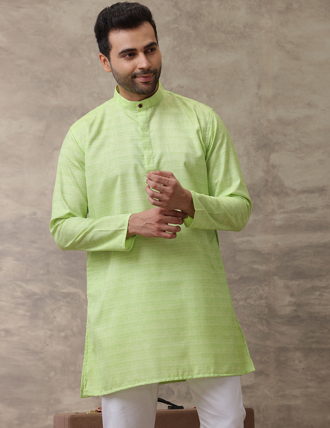 Men Medium Length Pocket Kurta Yellowish Green