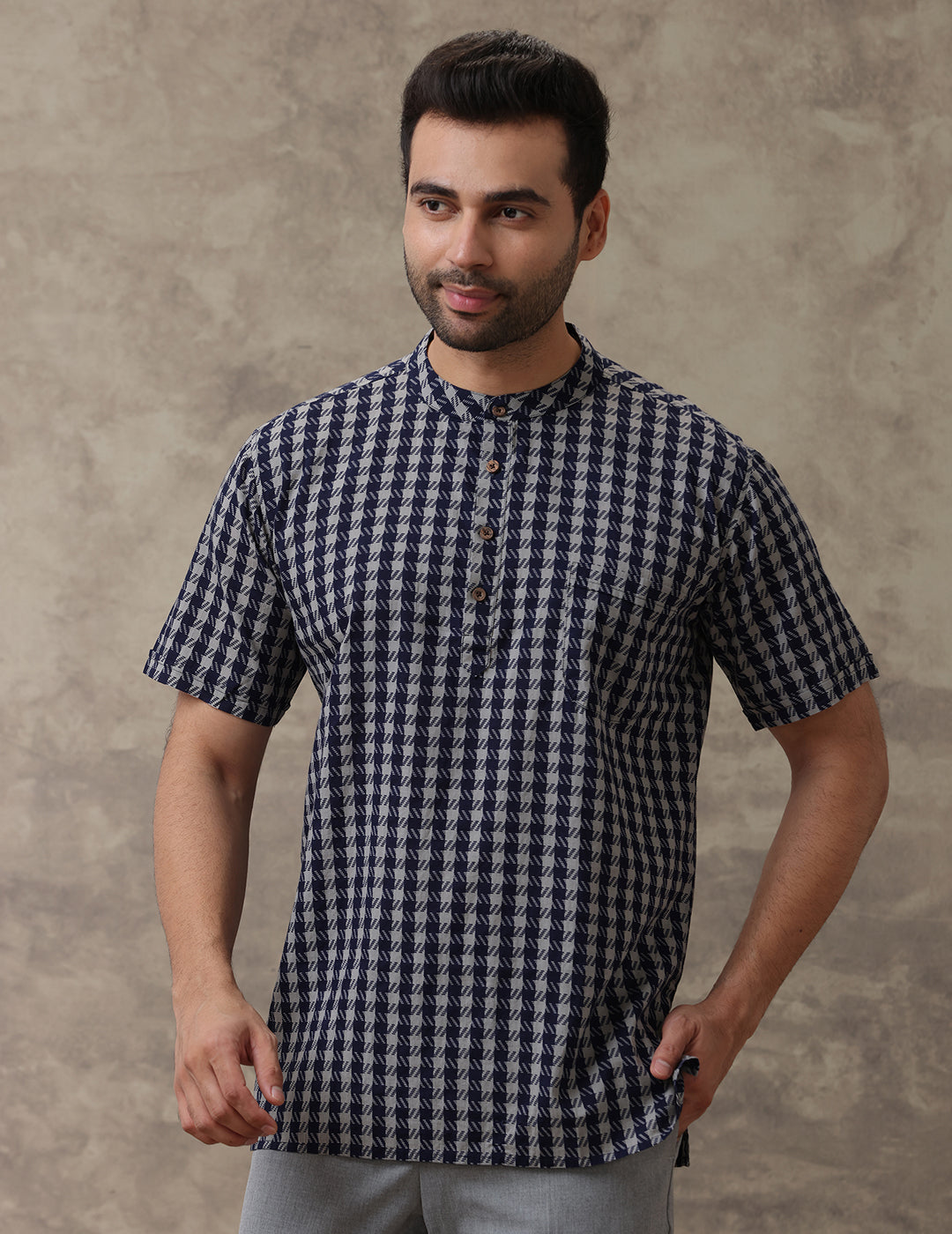 Men Short Length Printed Pocket Kurta Grey Blue_OB15