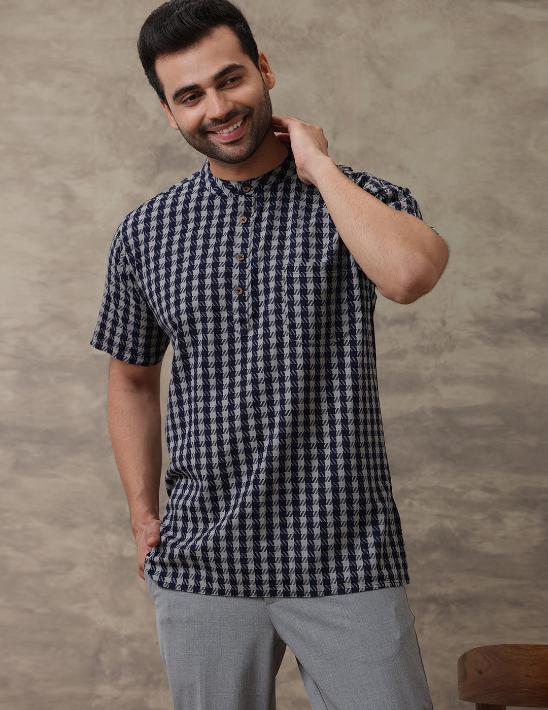 Men Short Length Printed Pocket Kurta Grey Blue_OB15