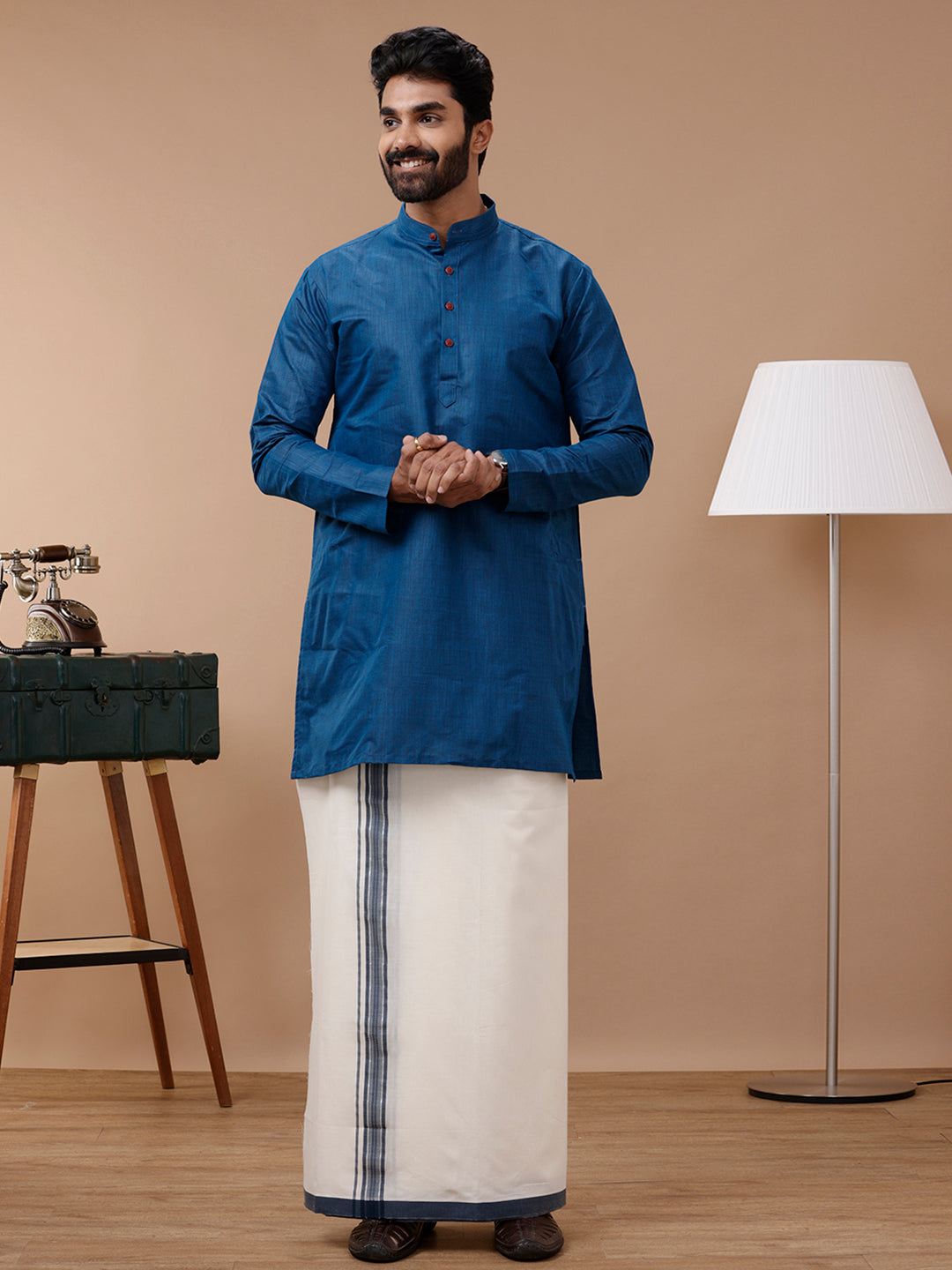 Men Medium Length Pocket Kurta Blue FS8