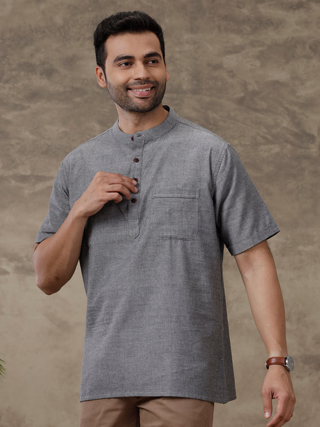 Men Short Length Pocket Kurta Grey