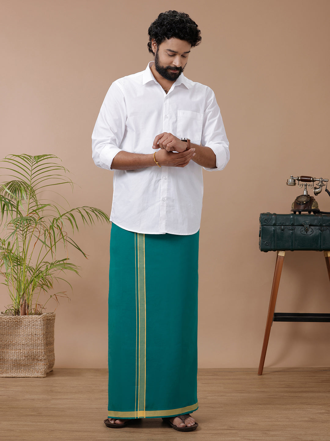 Men Fancy Border Dhoti Green Mystyle Colour 2