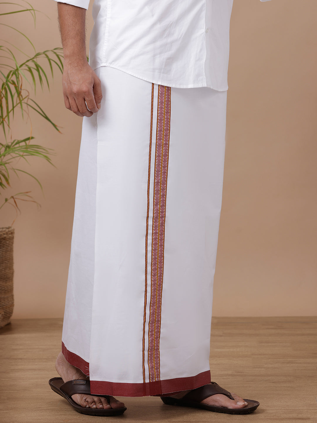 Mens Gold Fancy Border Single Dhoti GR01