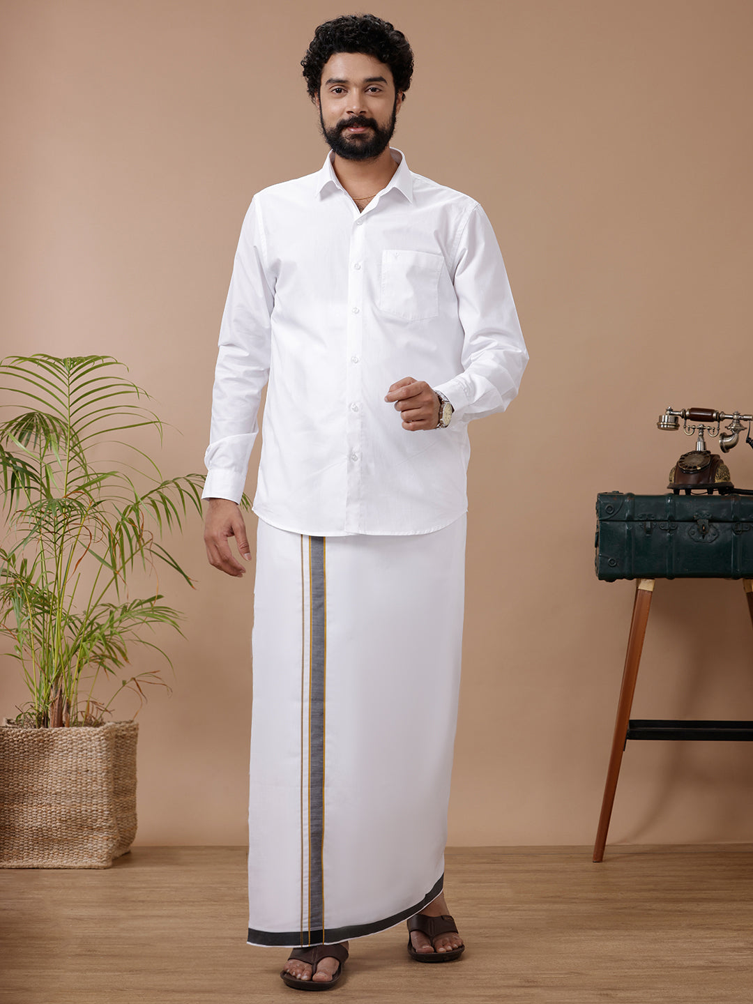 Men Gold Fancy Border Single Dhoti HGF13