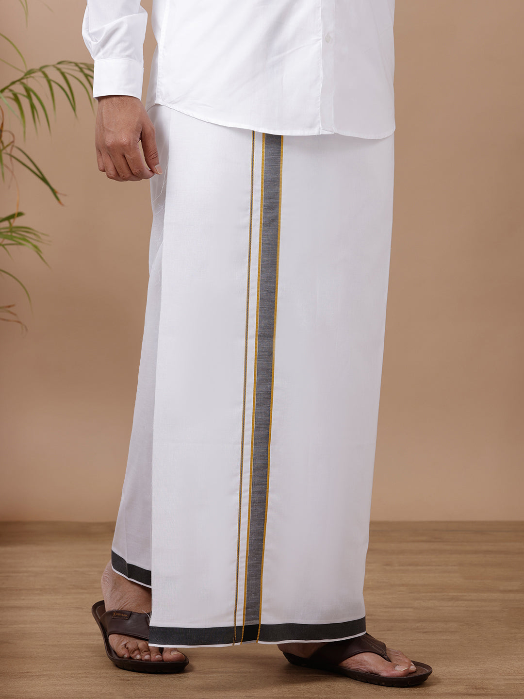 Men Gold Fancy Border Single Dhoti HGF13