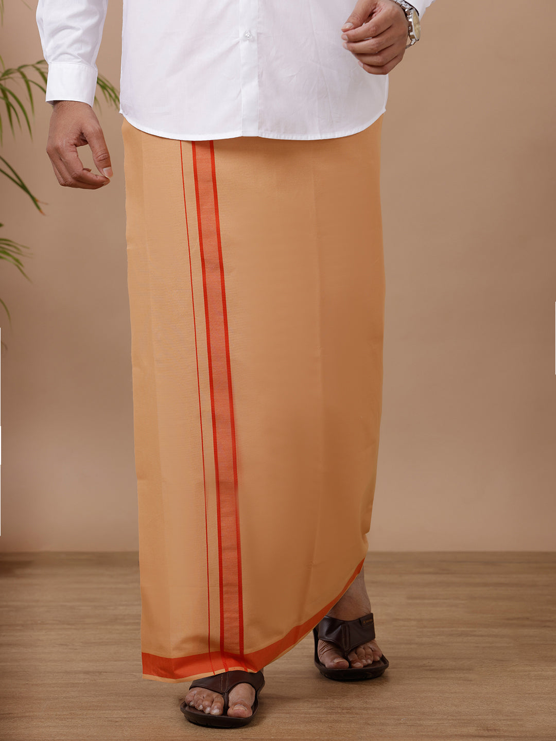 Men Assorted Fancy Border Single Layer Dhoti Ahimsa Kaavi