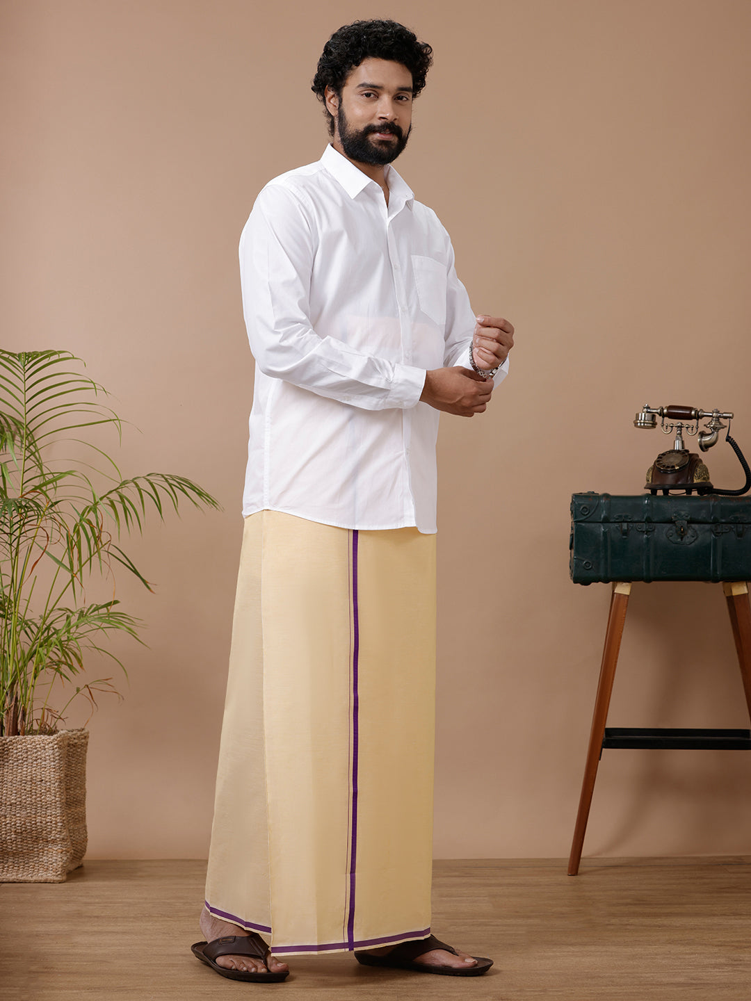 Men Assorted Fancy Border Dhoti Light Kavi Yogi BB2