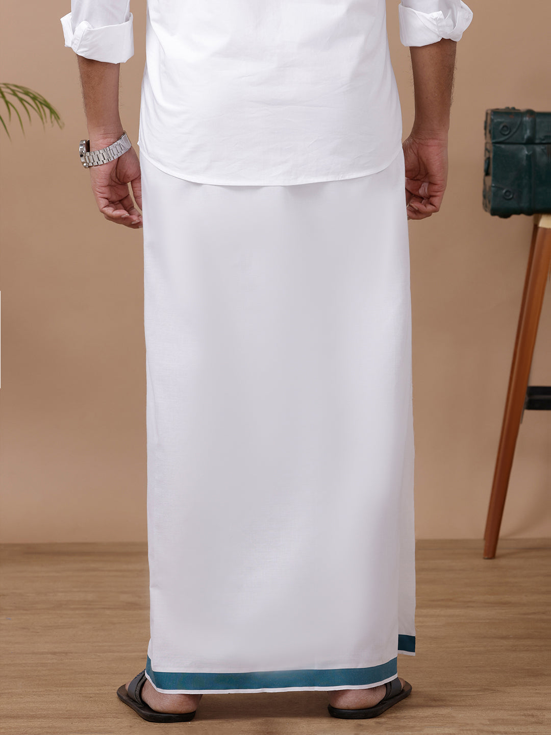 Men Silver Fancy Border Single Dhoti WSF01