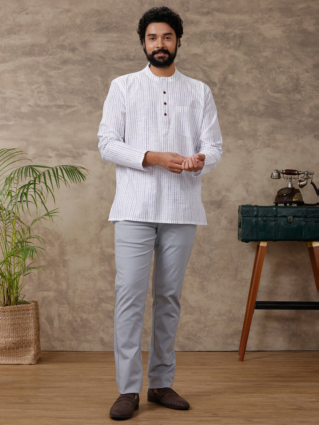 Mens Short Length Pocket Kurta Whitish Blue PB4