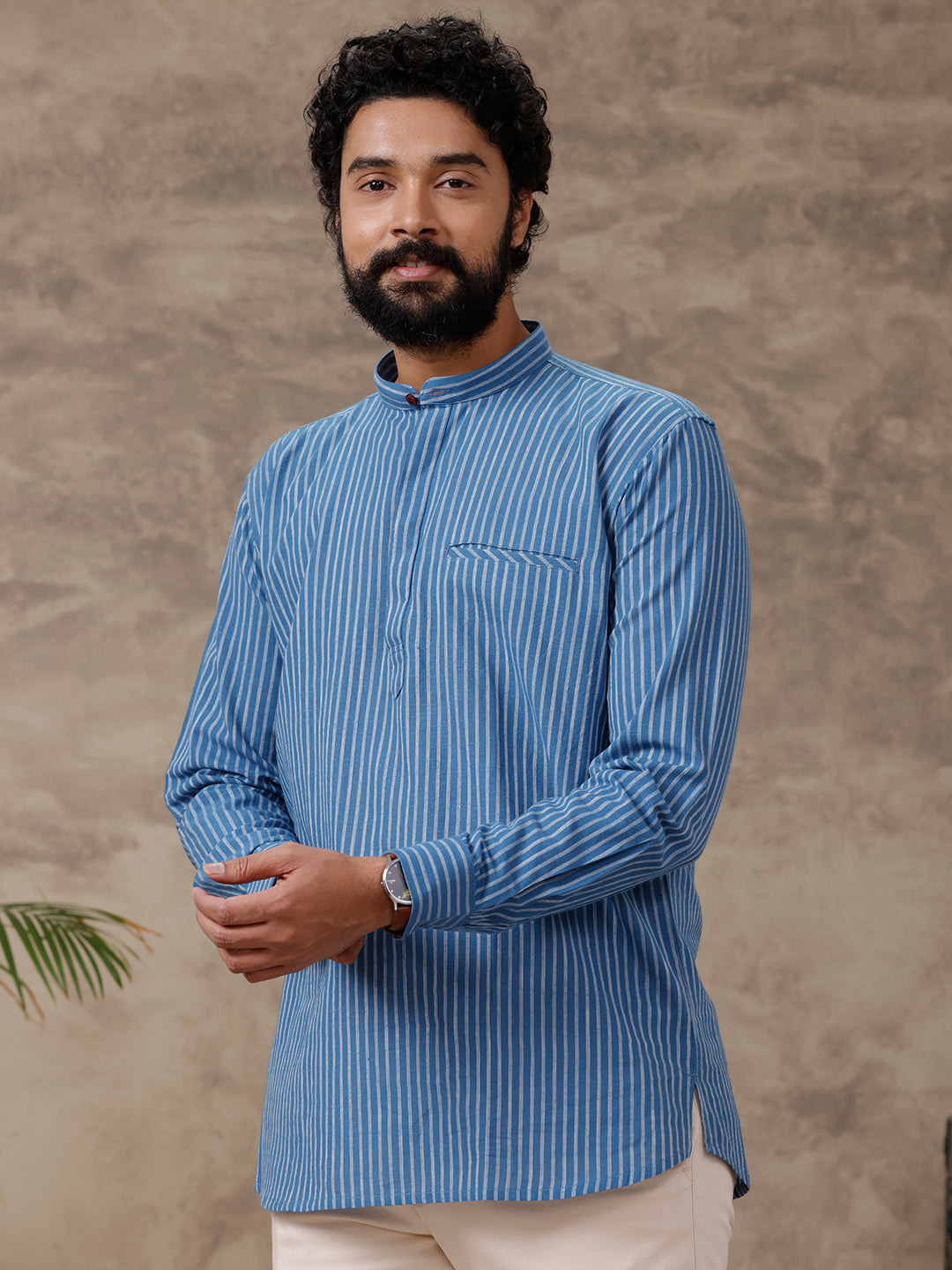 Men Short Length Pocket Kurta Bluish White PB10