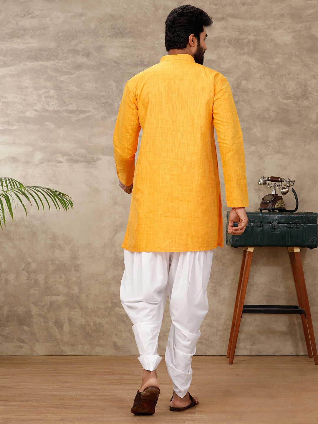 Men Cotton Full Sleeves Yellow Medium Length Pocket Kurta FS1