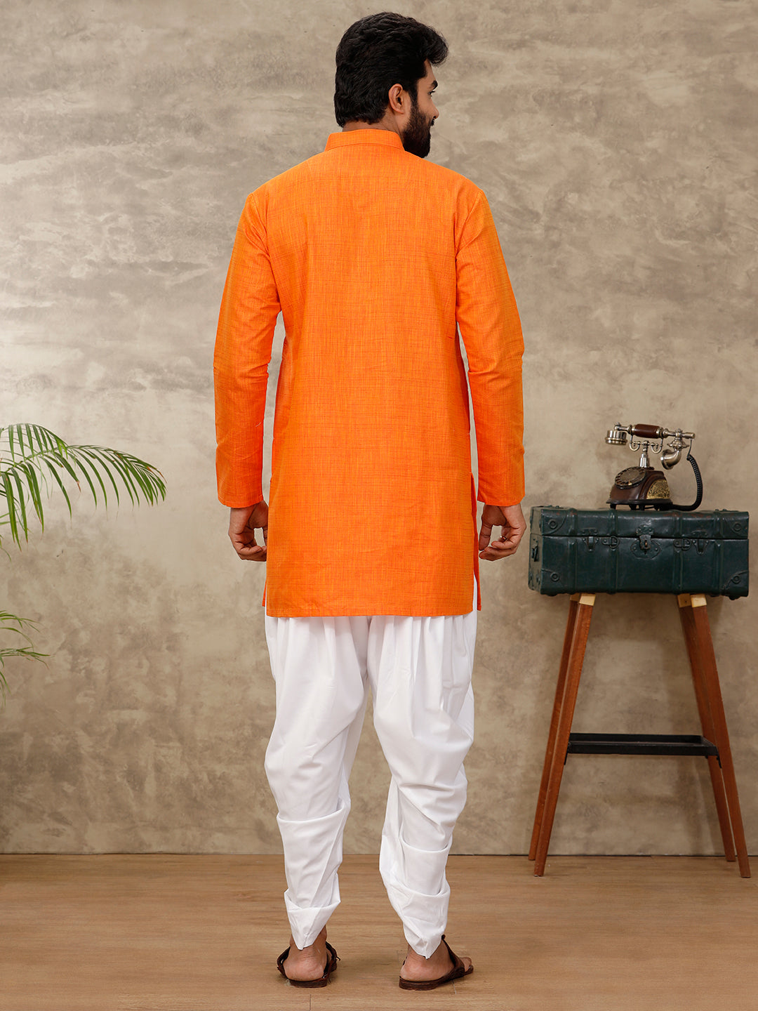 Men Cotton Full Sleeves Orange Medium Length Pocket Kurta FS3