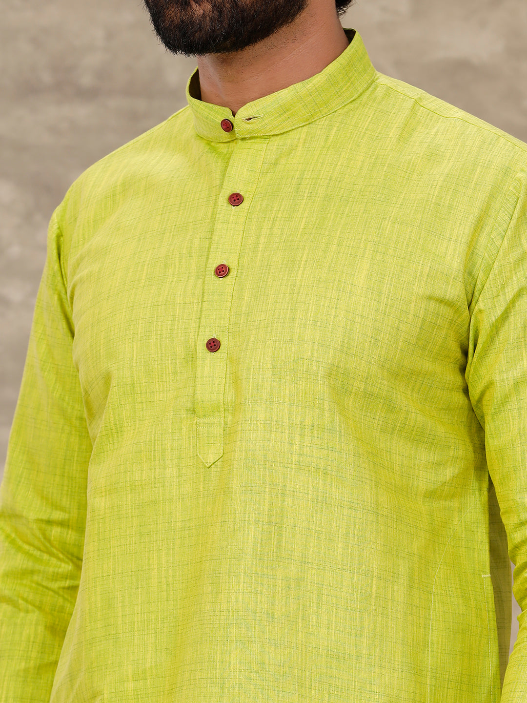 Men Cotton Full Sleeves Parrot Green Medium Length Pocket Kurta FS2