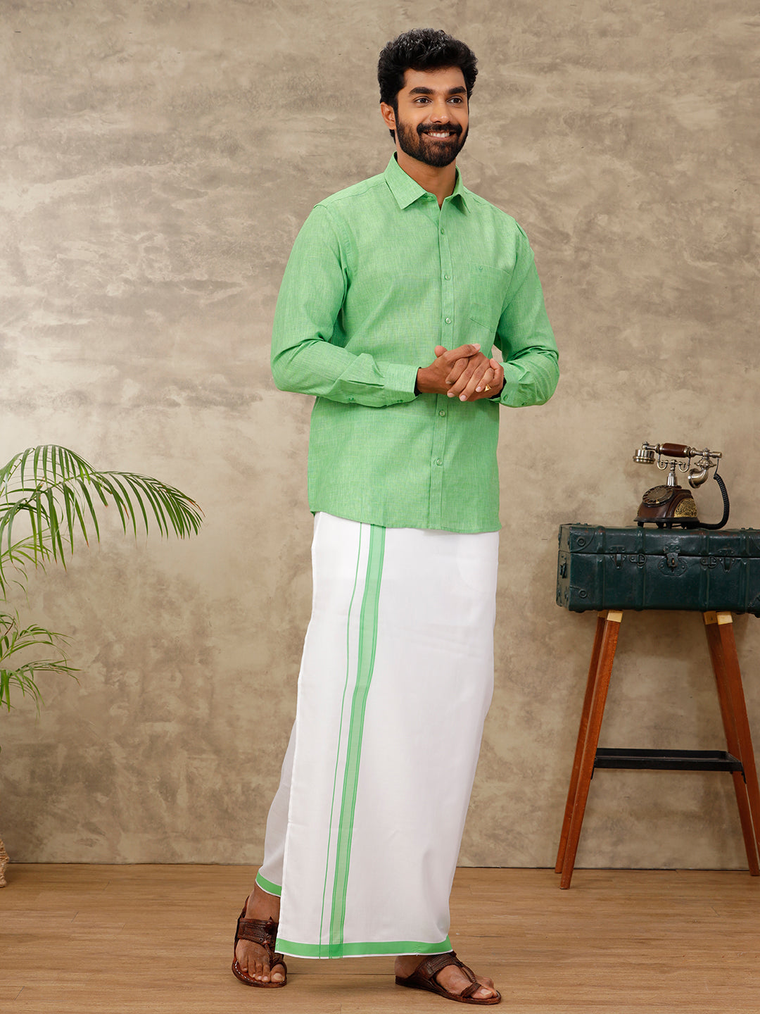 Mens Vetti Vaaram Matching Border Dhoti & Shirt Combo Green