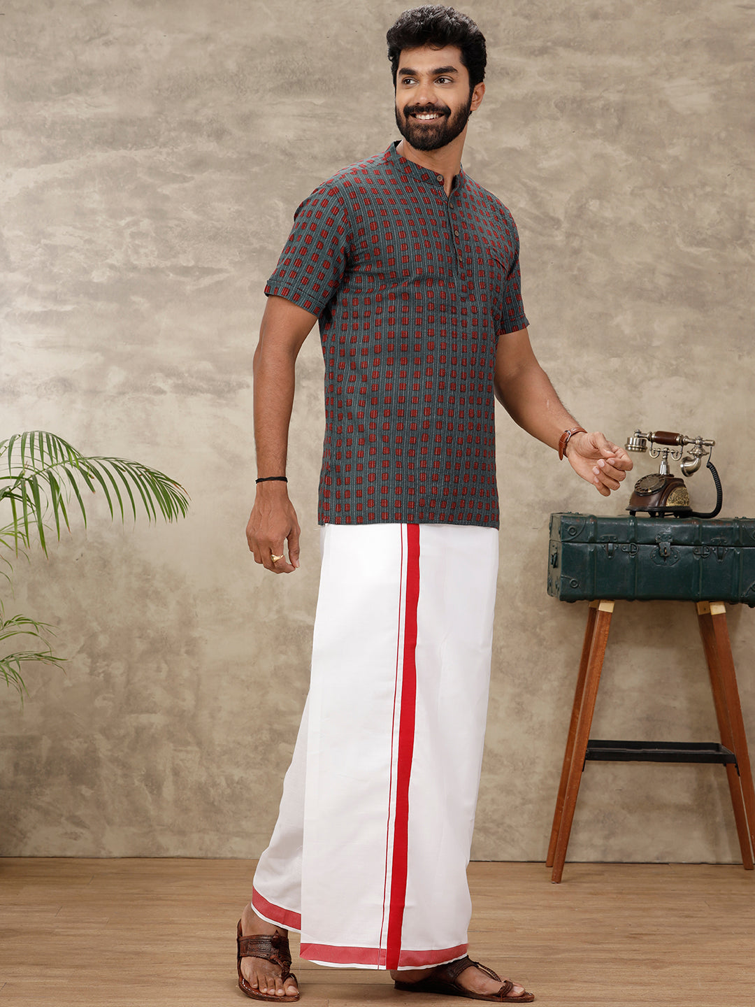 Mens Short Length Pocket Kurta Greenish Red OC1