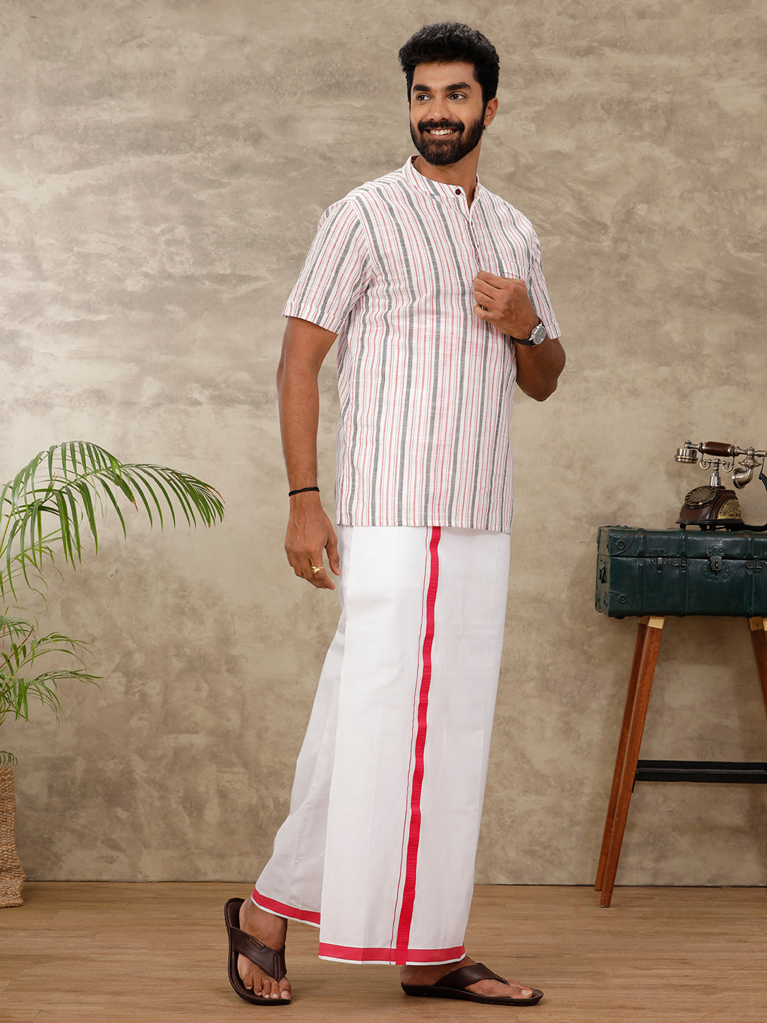 Mens Short Length Pocket Kurta White PB24