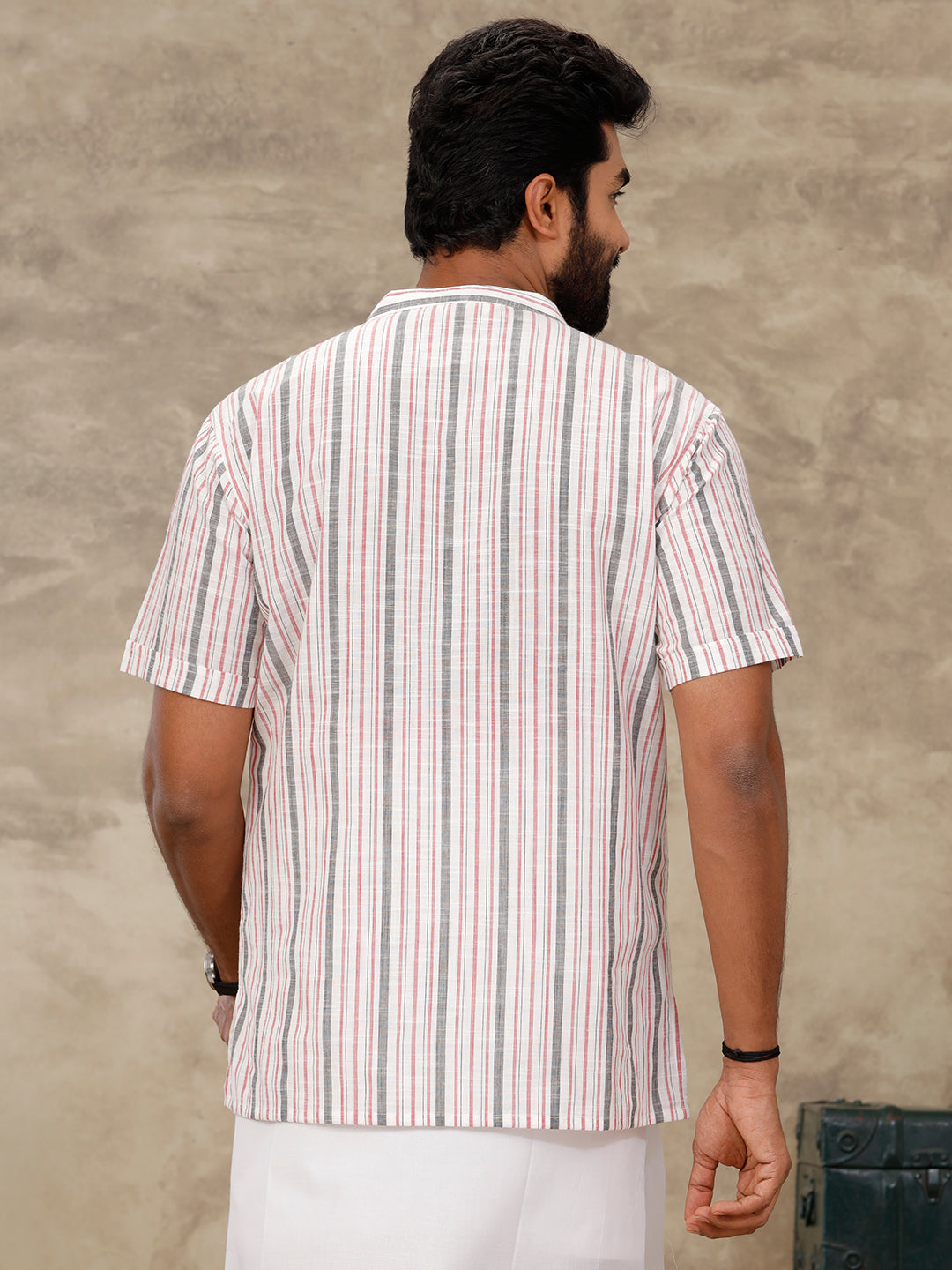 Mens Short Length Pocket Kurta White PB24