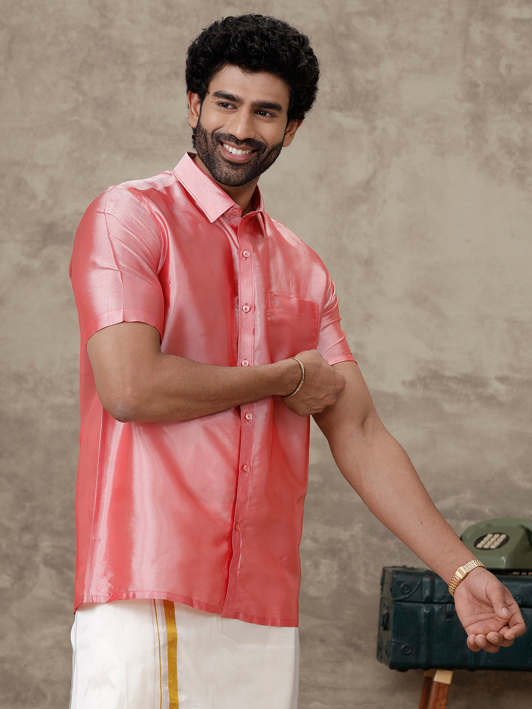 Men Silk Feel Pink Colour Half Sleeves Shirt SFC02