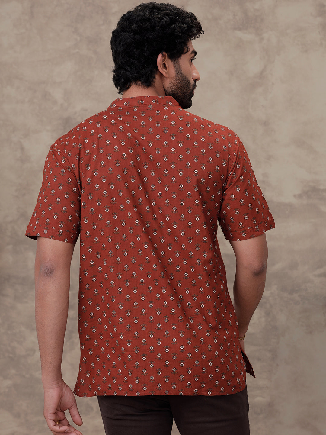 Men Short Length Pocket Kurta Red Floral OD1