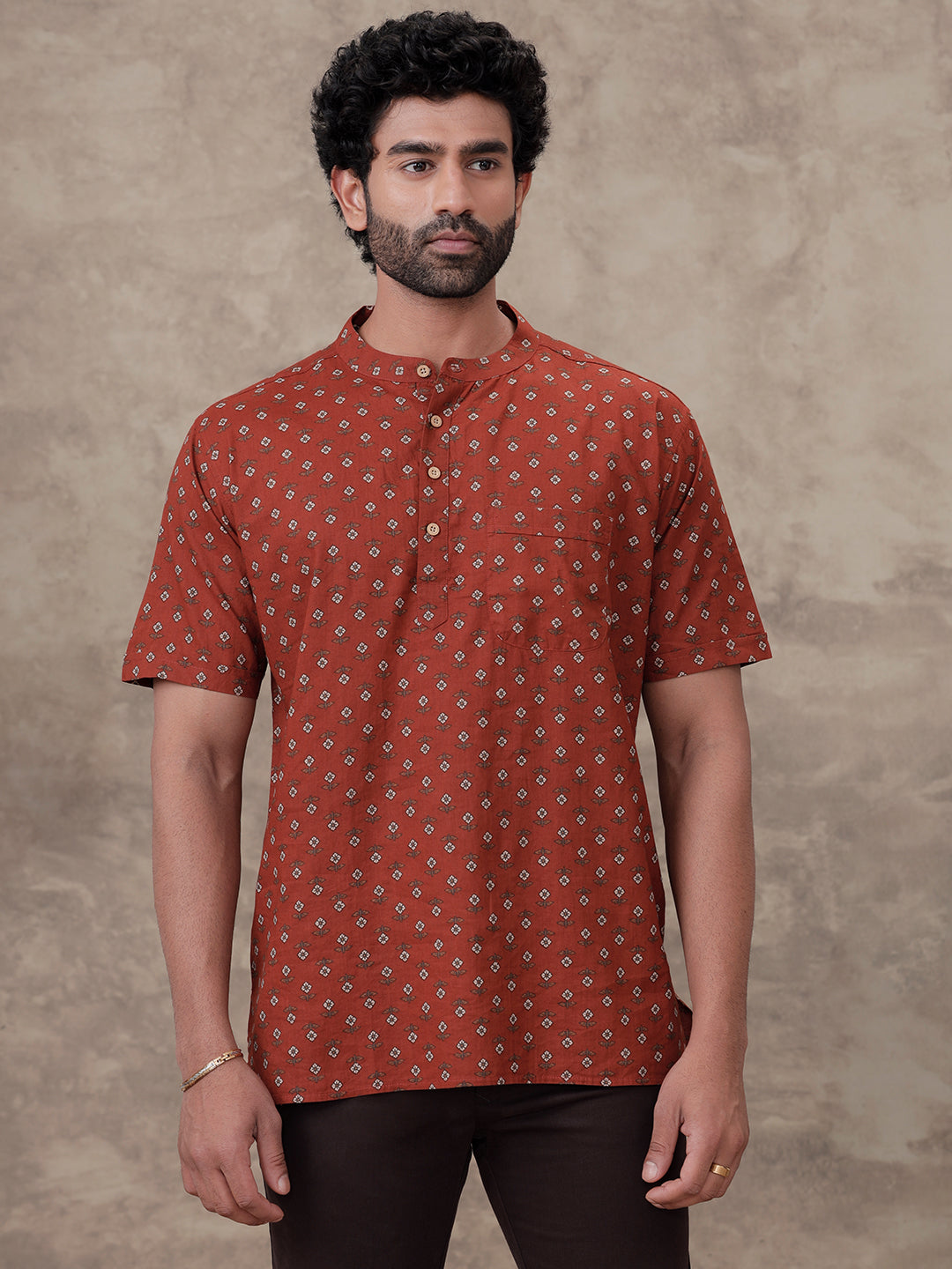 Men Short Length Pocket Kurta Red Floral OD1