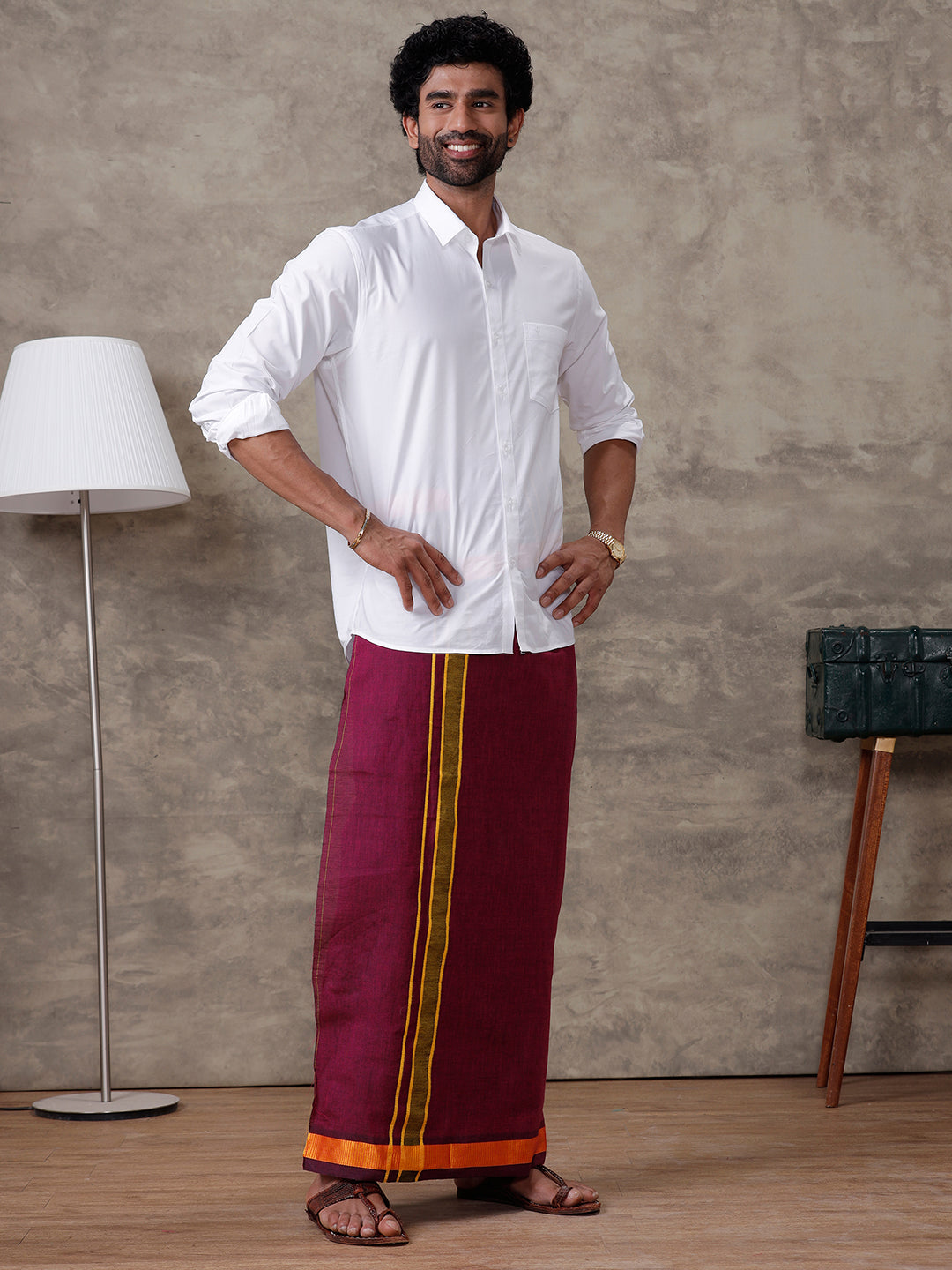 Men Purple Lungi with Fancy Border Colour Diamond CD07