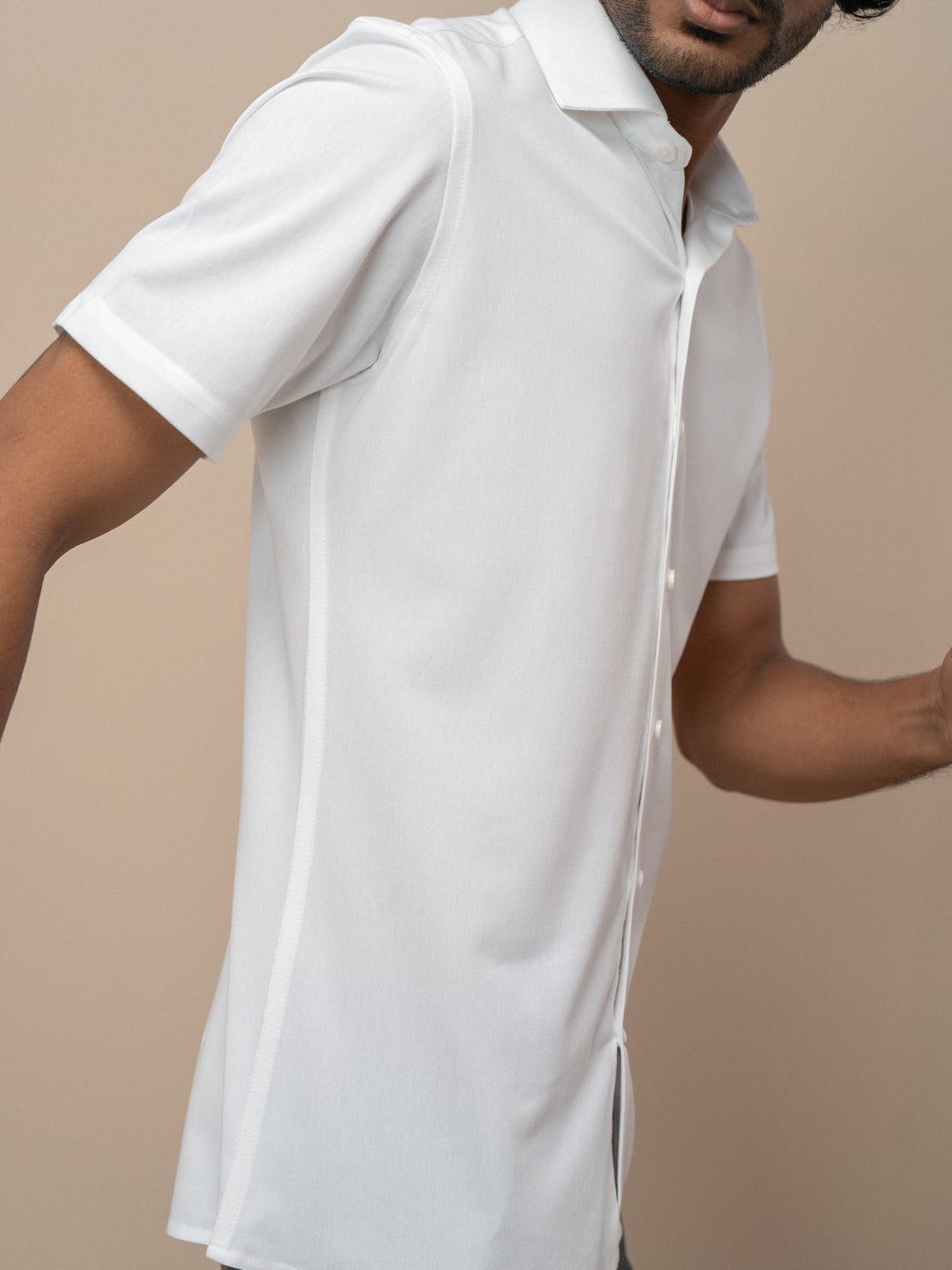 Men Poly Cotton Stretchable White Half Sleeves Shirt ER1