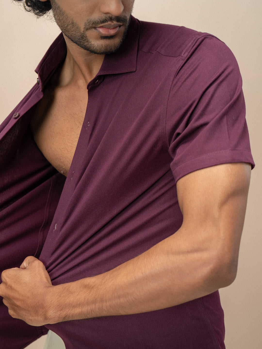 Men Poly Cotton Stretchable Grape wine Half Sleeves Shirt ER4