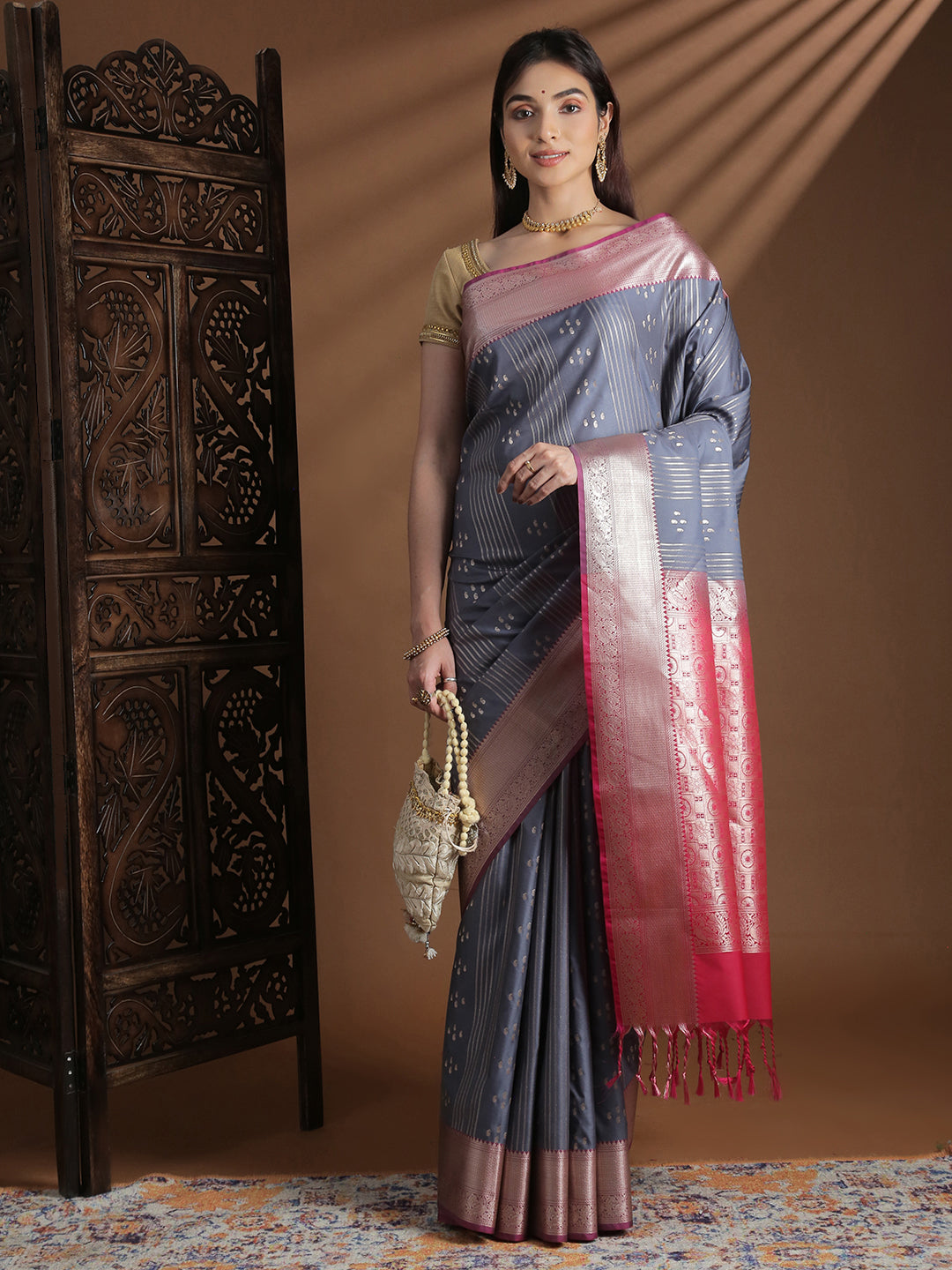 Women Soft Silk Saree Grey with Pink SS407