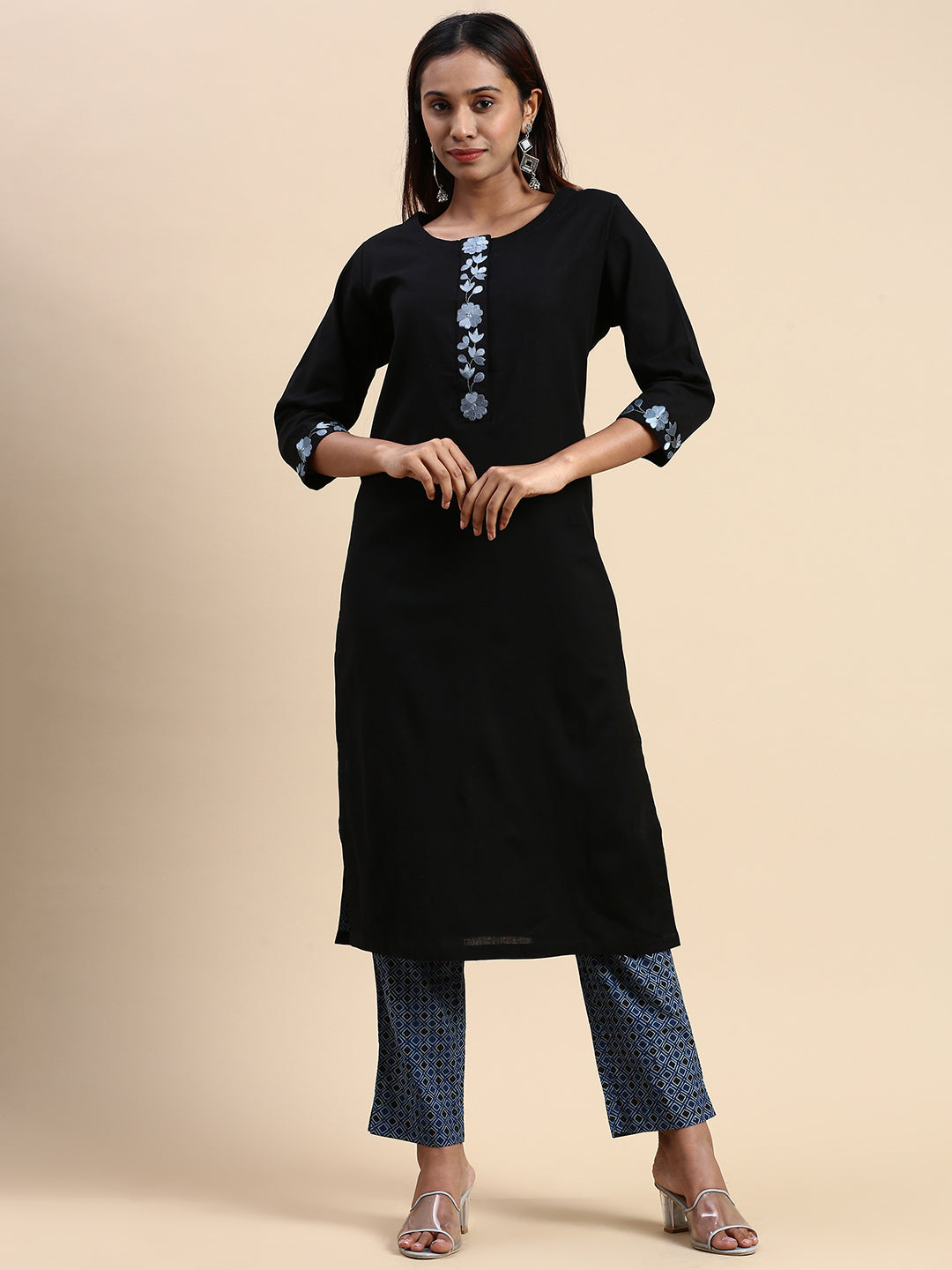Women Cotton Embroidered Round Neck Straight Cut Black & Blue Kurti Set EKS01