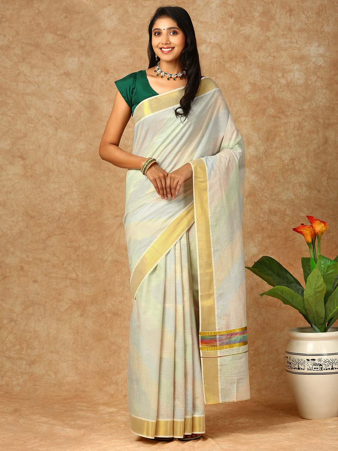 Women Kerala Cream Striped Saree KS143