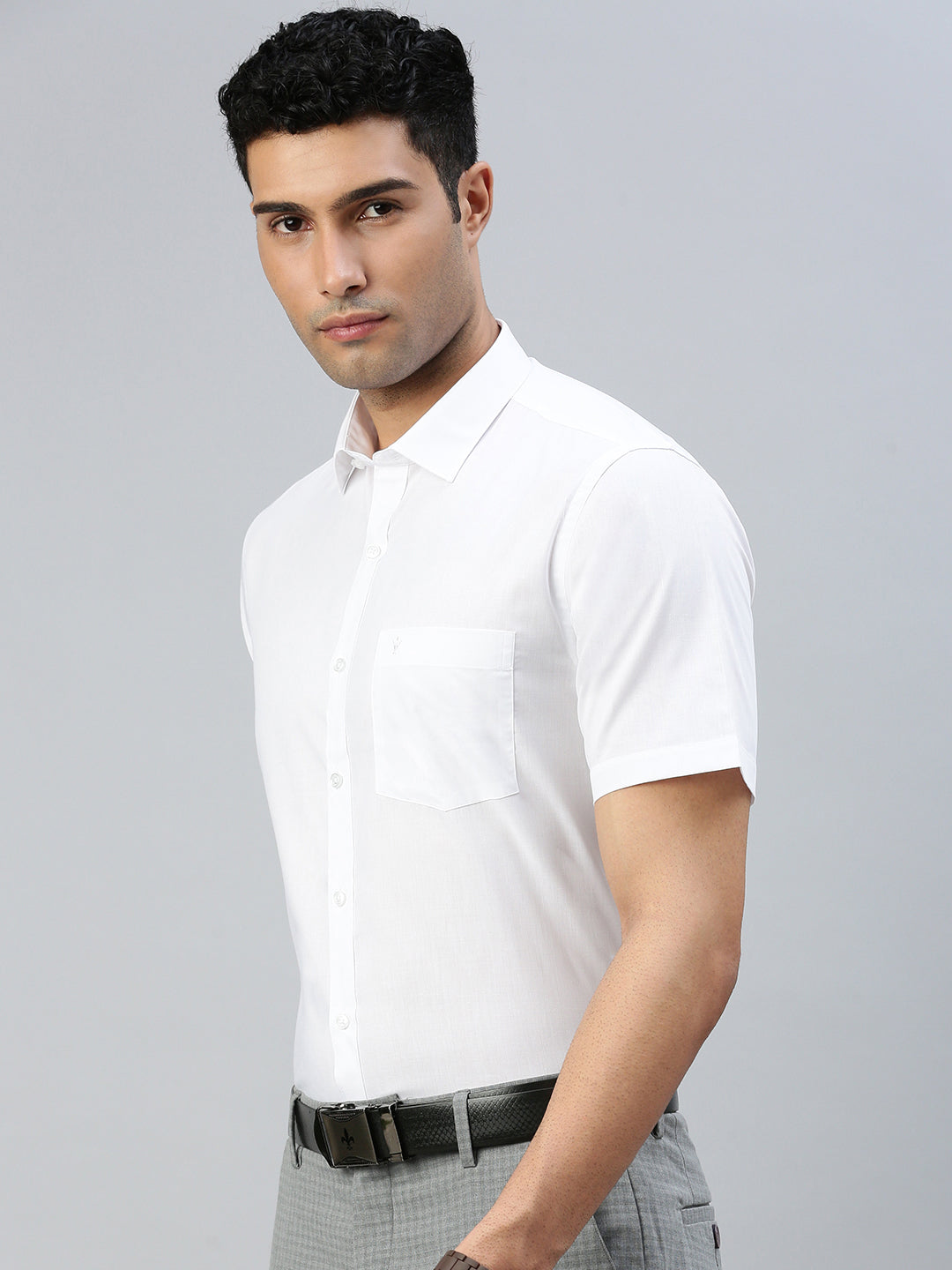 Mens Cotton Smart Fit White  Shirt Trendy