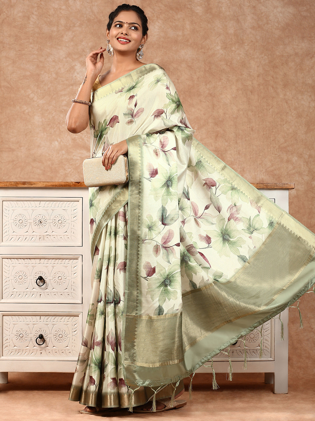 Womens Semi Tussar Weaving Saree Green ST155