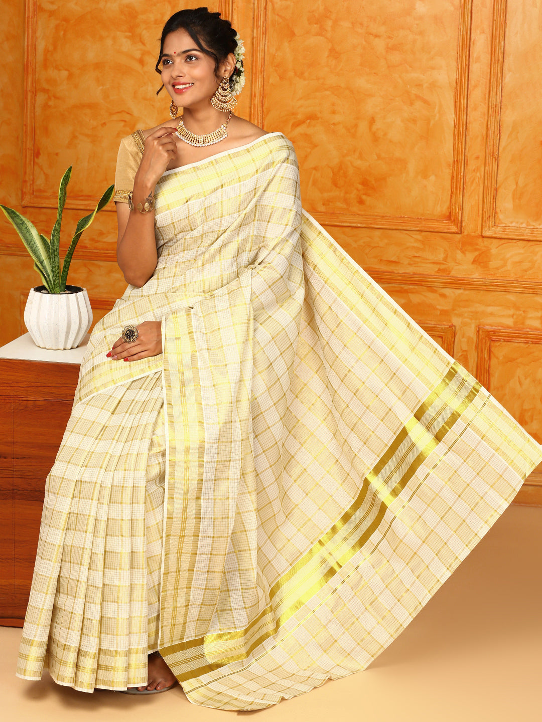 Kerala Cream Gold Jari Weaving Saree KS120