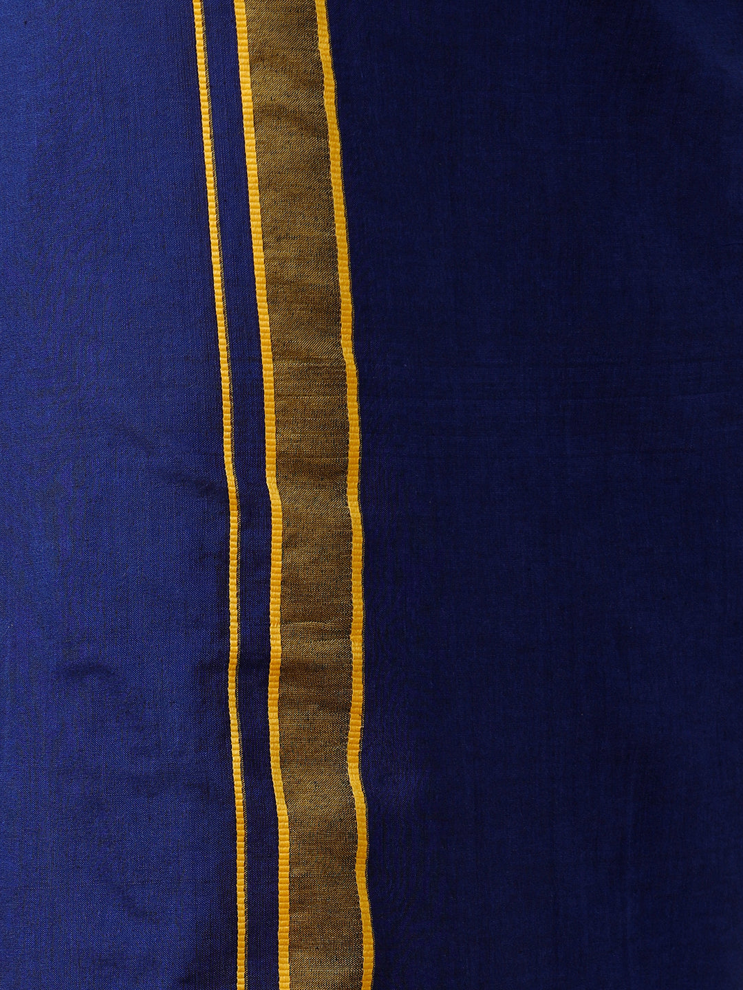 Men Blue Lungi with Fancy Border Colour Diamond CD02