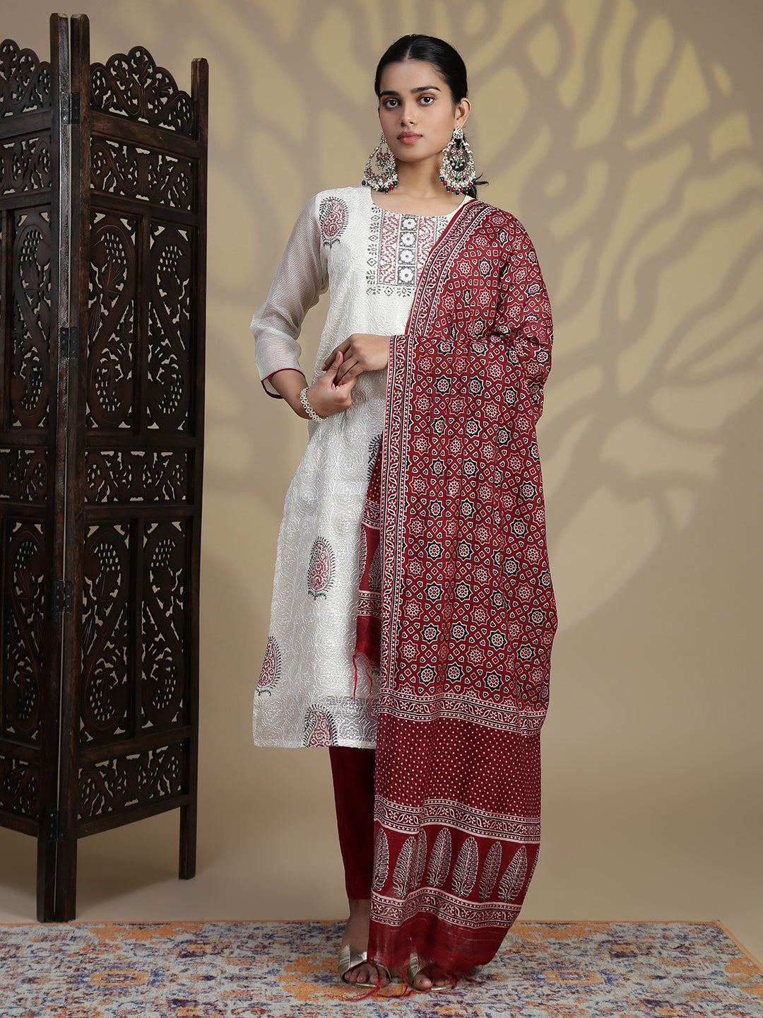 Women Cream MM Silk Printed Kurti Set EKS110