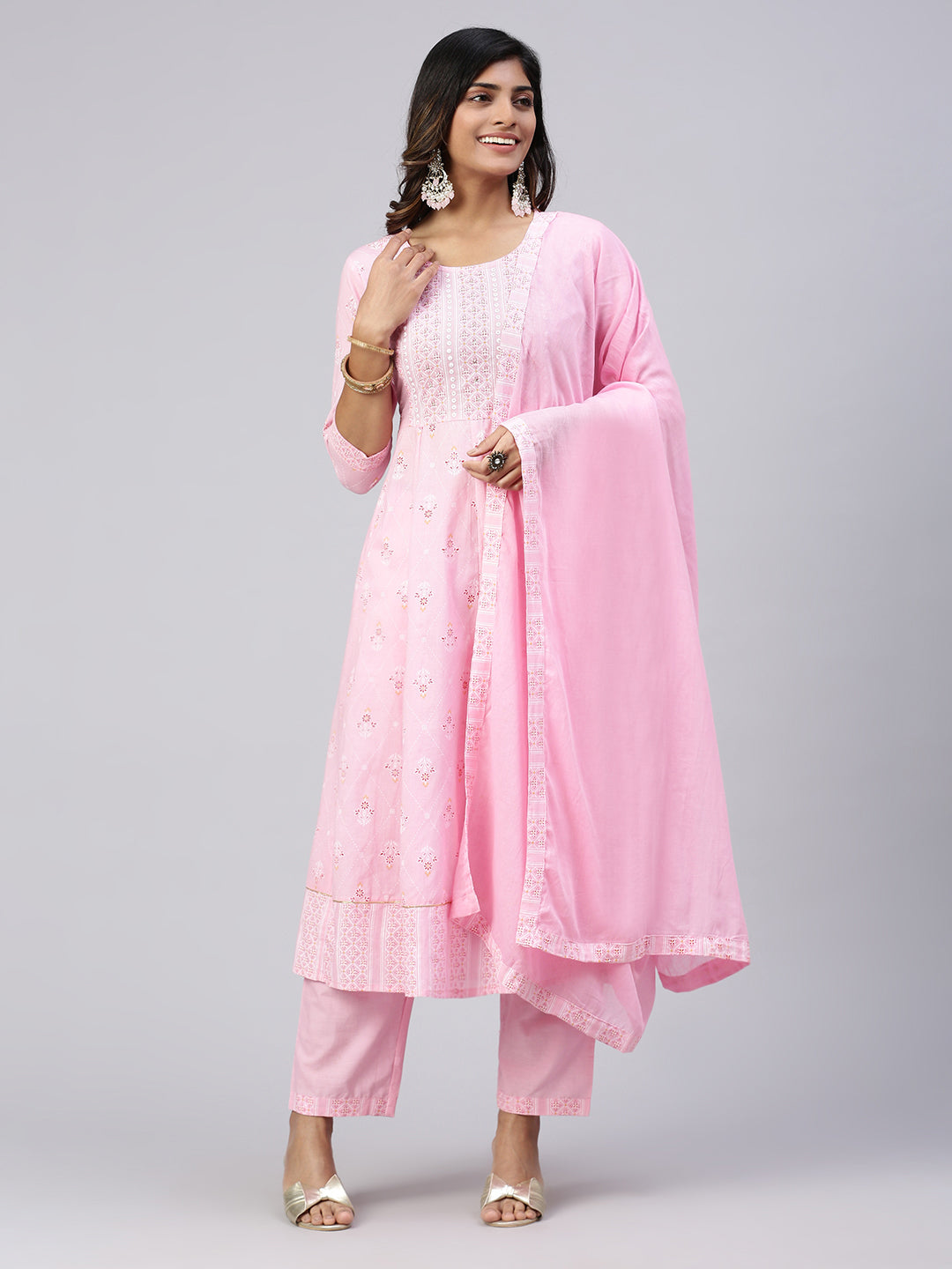 Women Embroidered & Printed Kurti Sets Pink EKS21