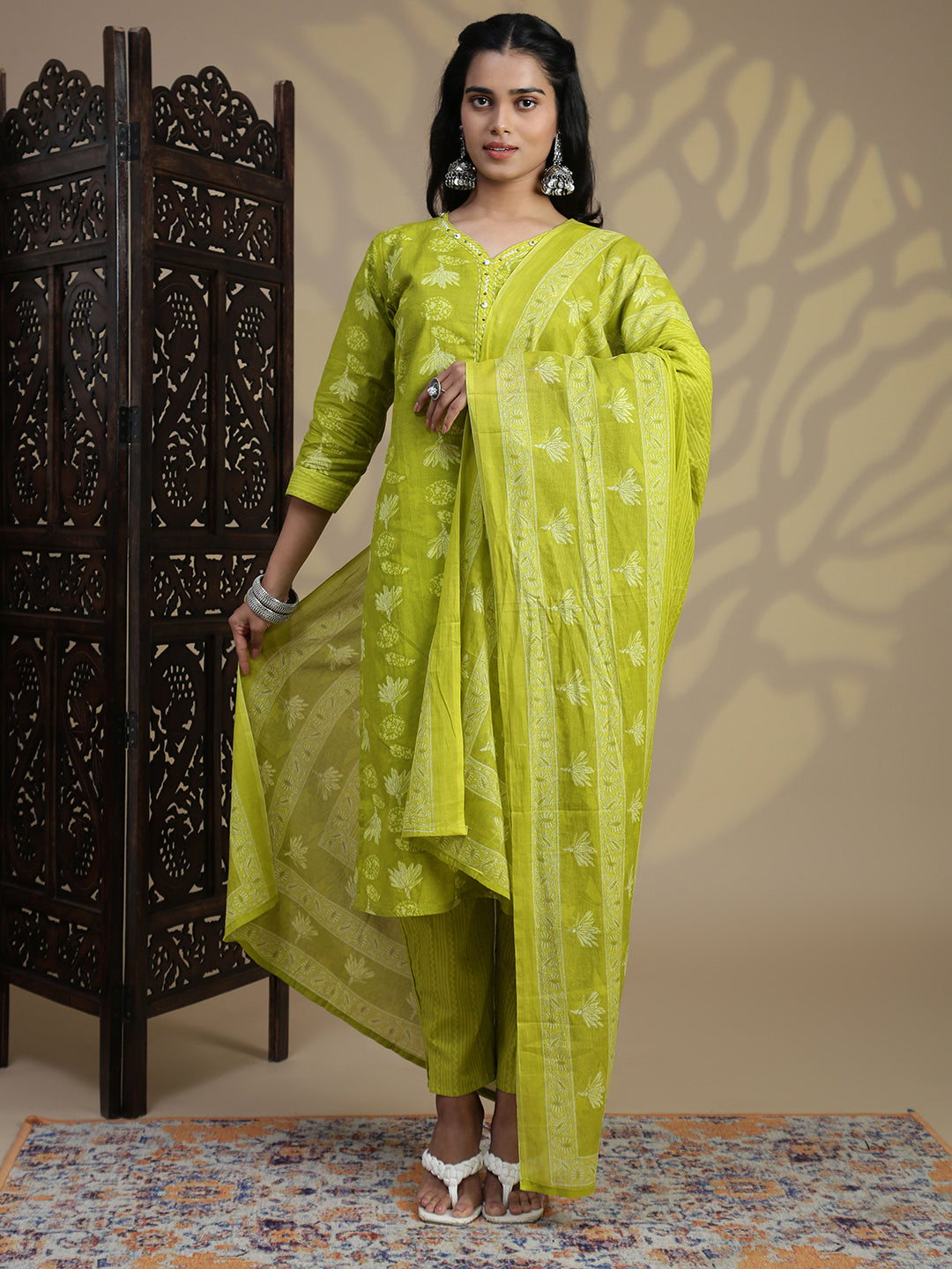 Women Green Cotton Printed Kurti Set EKS101