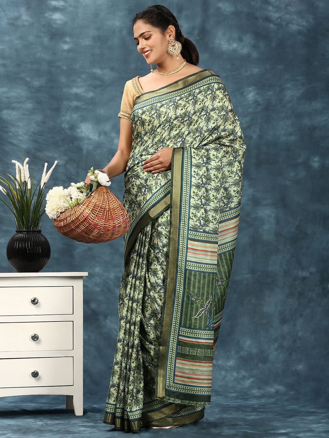 Women Semi Silk Print Saree Green SS178