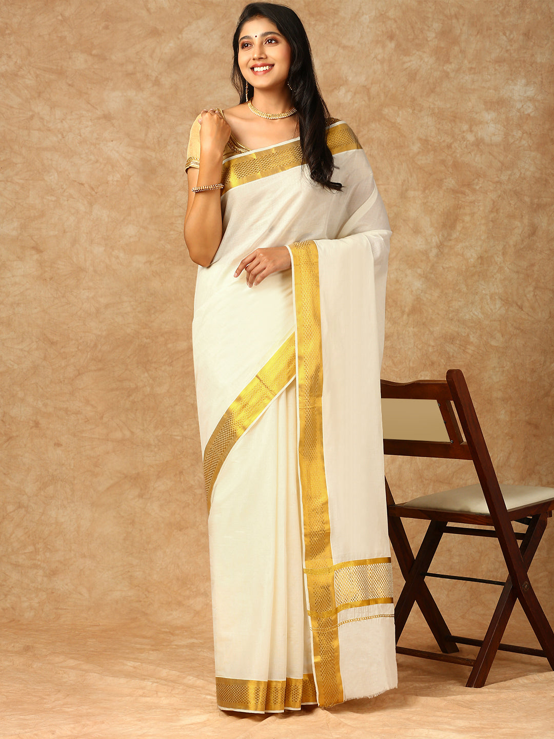 Kerala Cream Saree with Gold Jari Border KS137