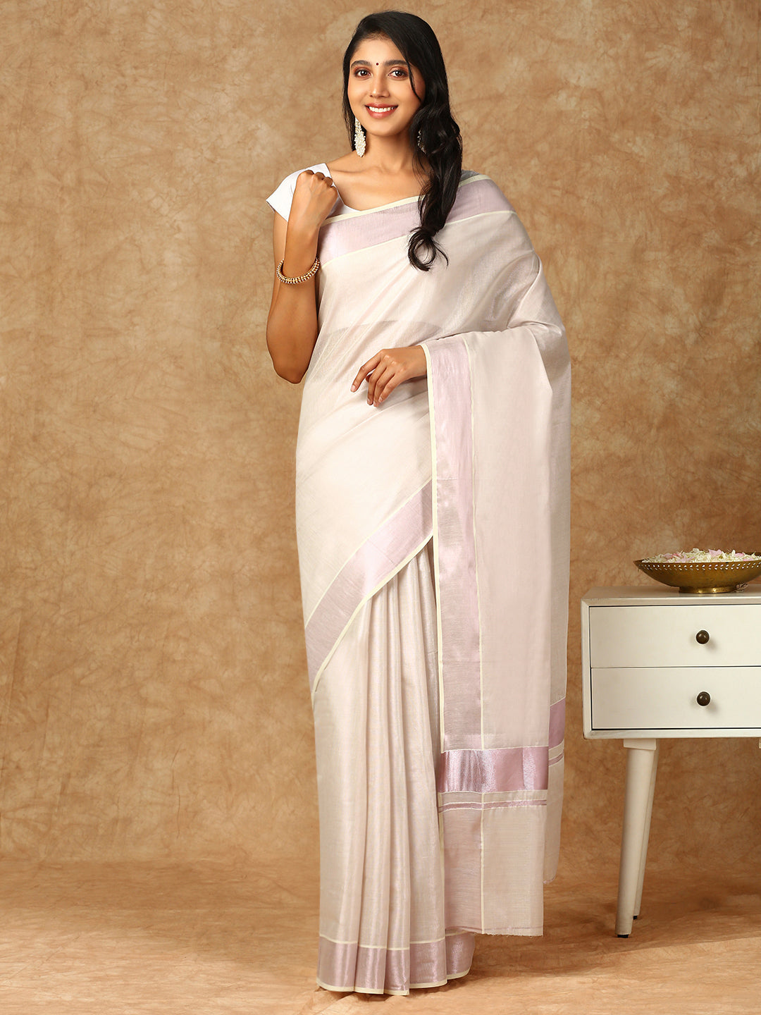 Women Kerala Tissue Lavender Saree KS146