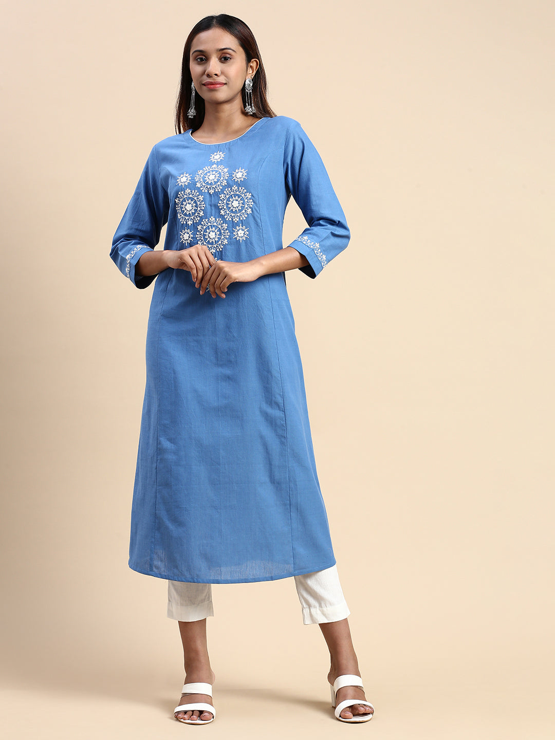 Buy online Green Cotton Dress Material from Suits & Dress material for  Women by Blissta for ₹1299 at 37% off | 2024 Limeroad.com