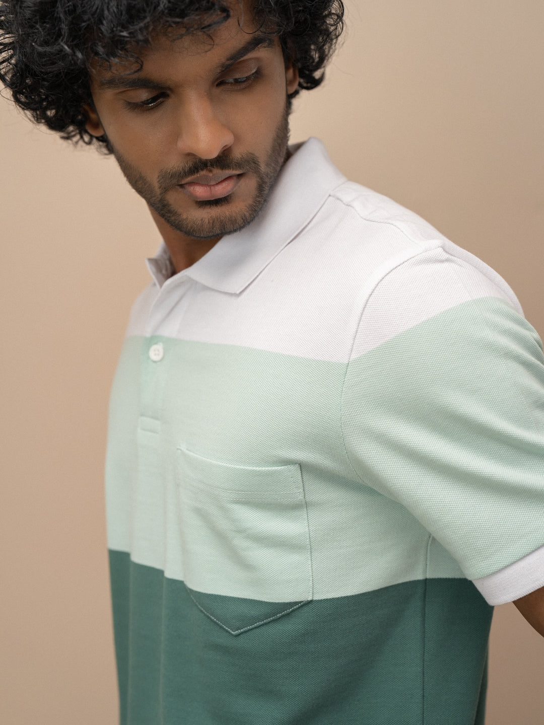 Men Smart Fit Engineered Polo T-Shirt White with Green EN25