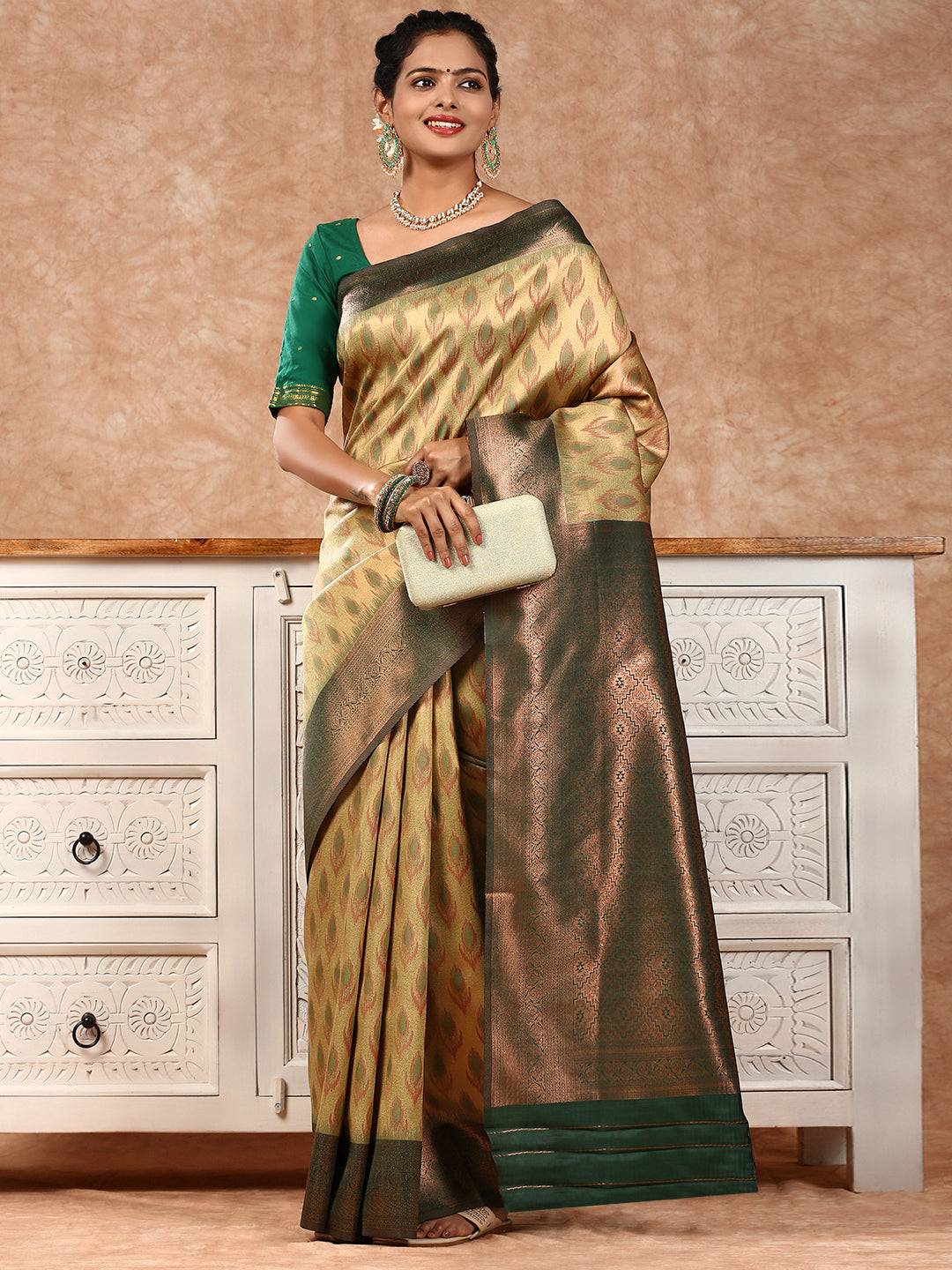 Women Semi Silk Saree Green SS188