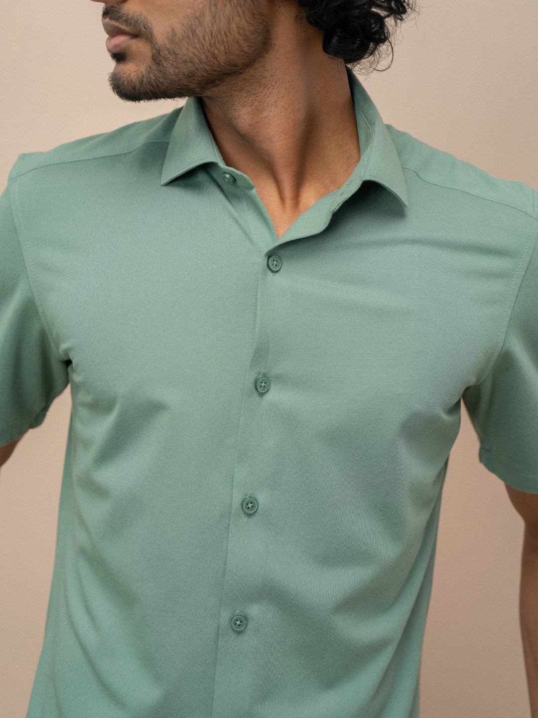 Men Poly Cotton Stretchable Green Half Sleeves Shirt ER2