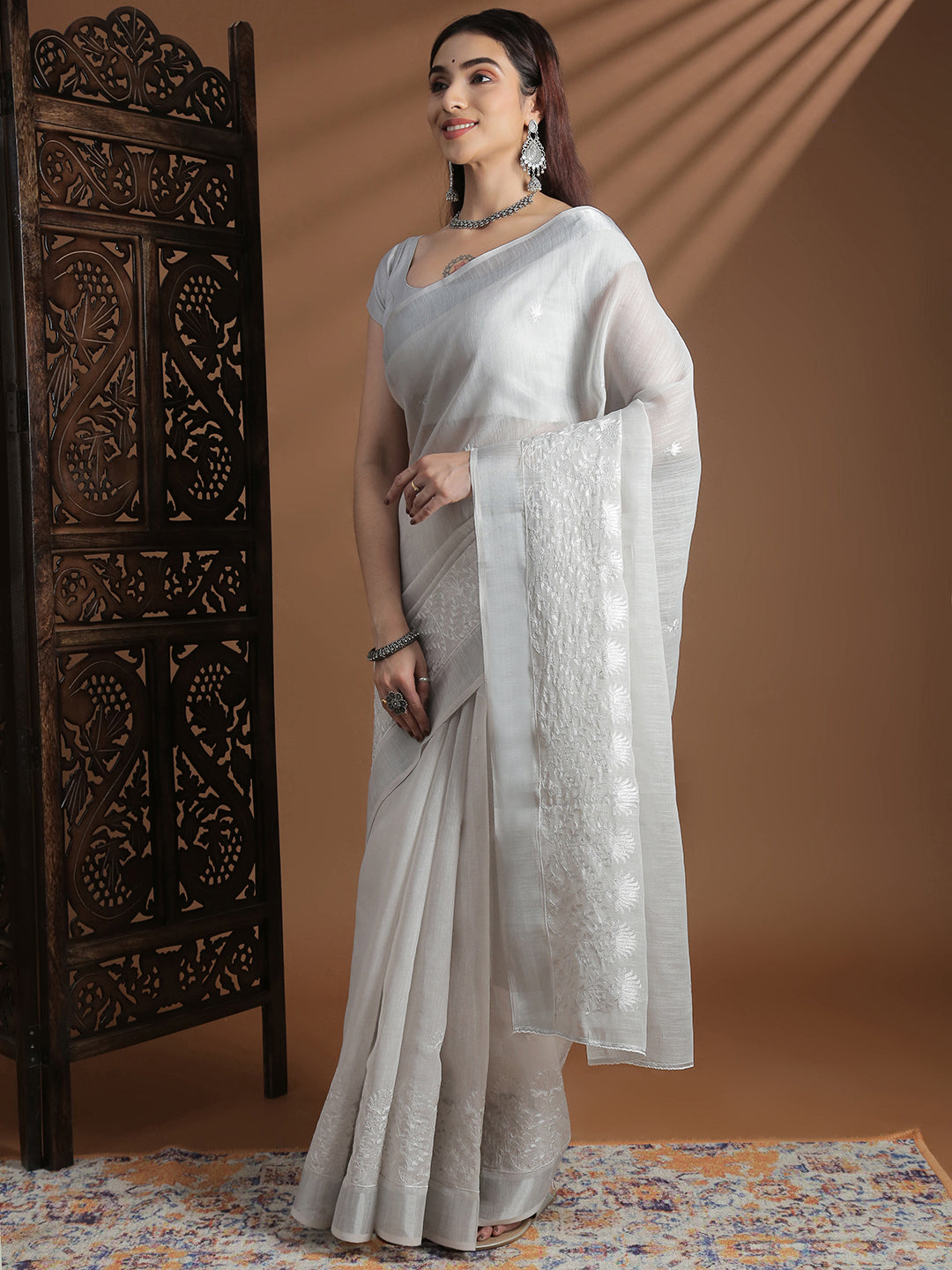 Women Grey Semi Linen Embroidered Saree SL237