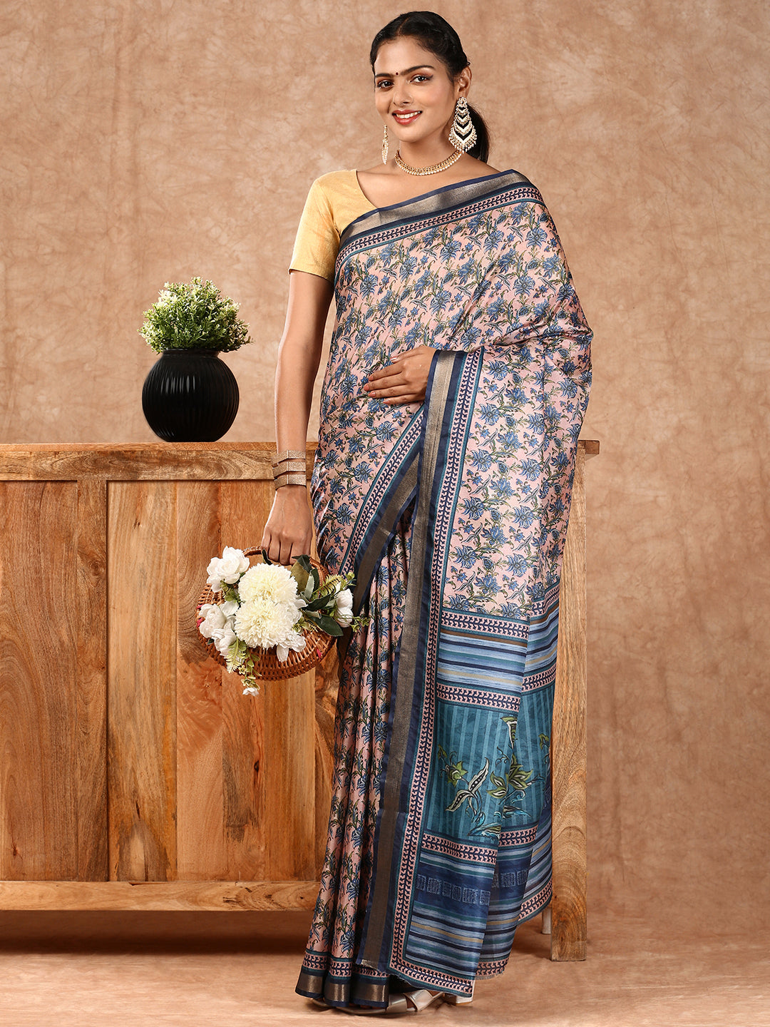 Women Semi Silk Print Saree Pink SS179