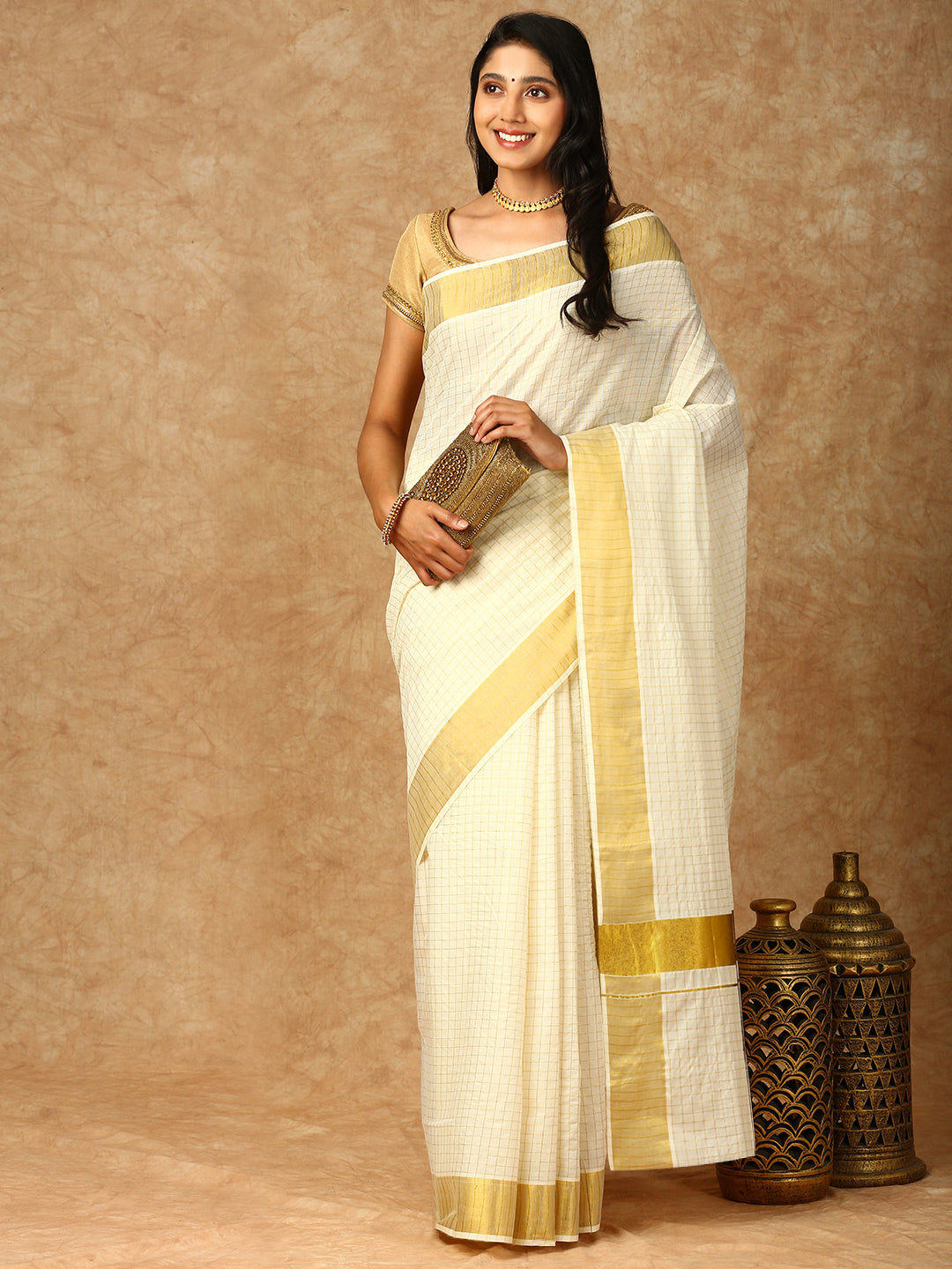 Women Kerala Cream Checked Saree KS139