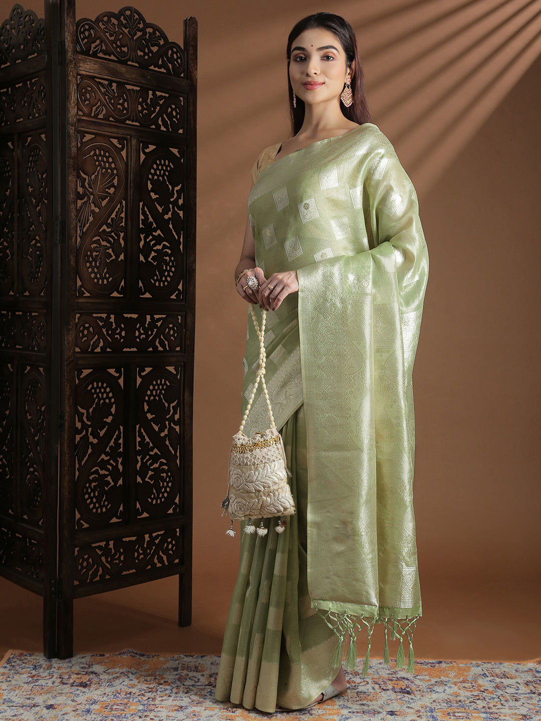 Women Green Cotton Weaving Saree PCS261