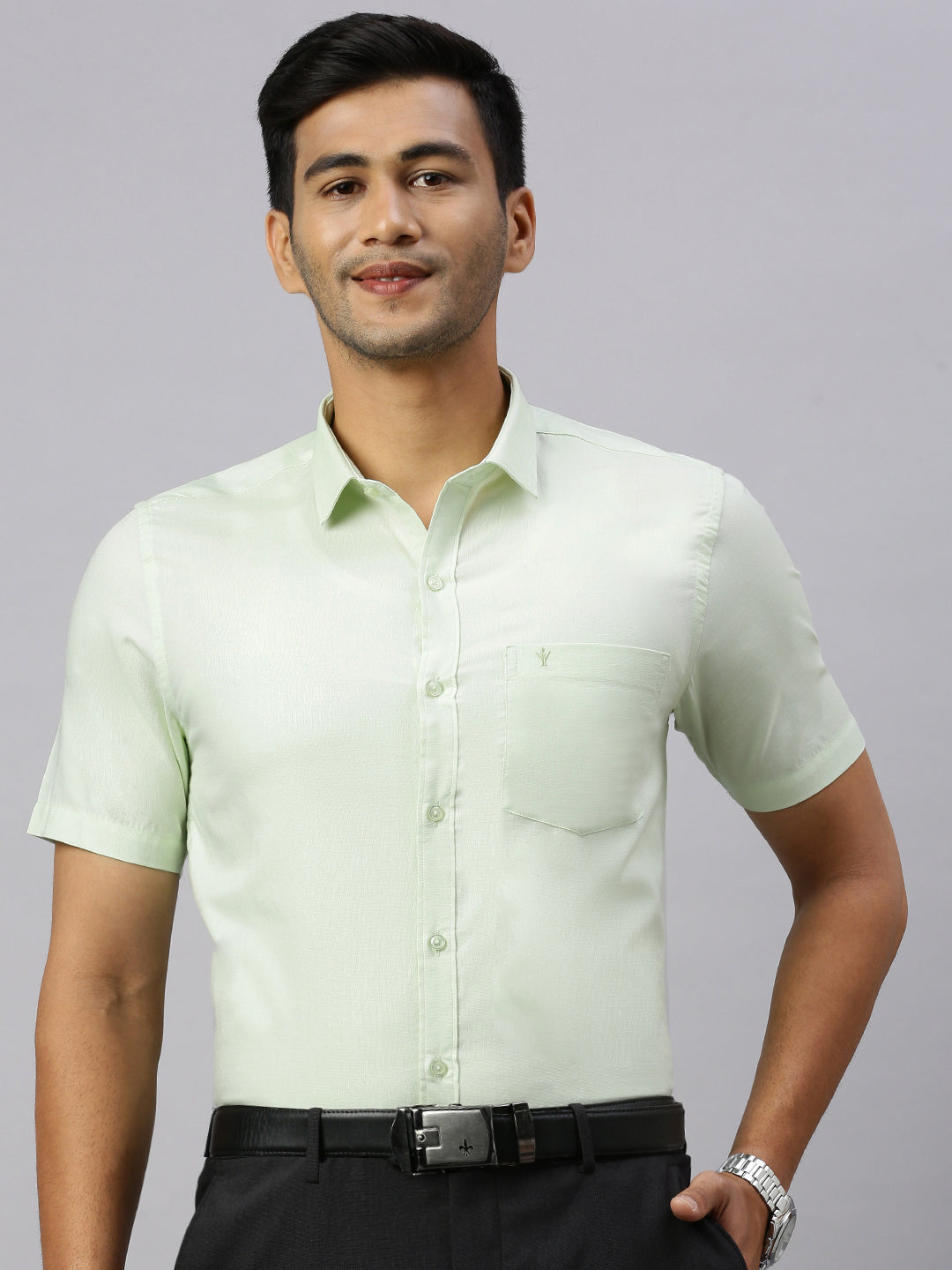Mens Smart Fit Pale Green Classic Shirt