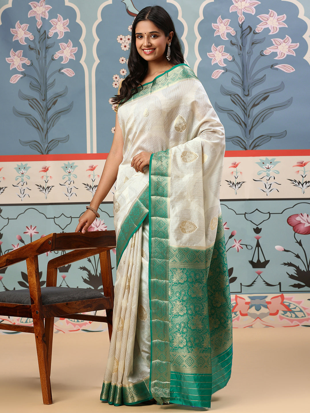 Women Semi Raw Silk Weaving Saree Cream SRS71